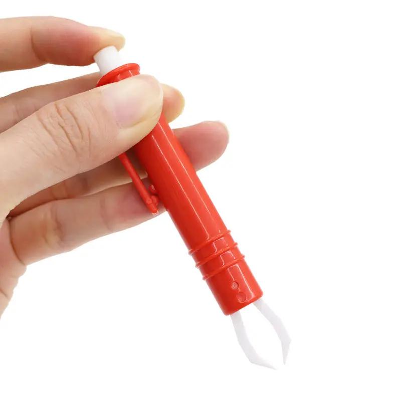 TrailPaw Flea & Tick Remover Pen for Dogs by eprolo