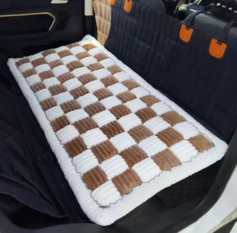 Sleeping Car Mat Pet Thickened Seat Pad Car Back Seat Checkered Dog Bed In Stock Factory Wholesale by eprolo